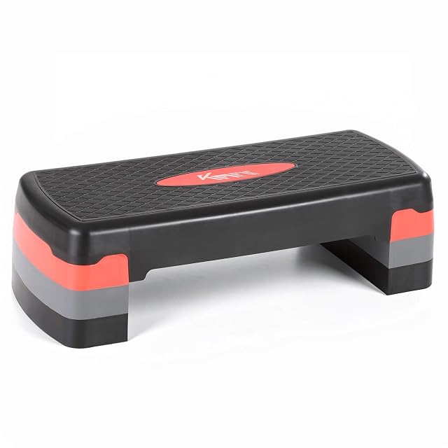 Step KM-Fit con tacos antideslizantes y tres alzadores desmontables